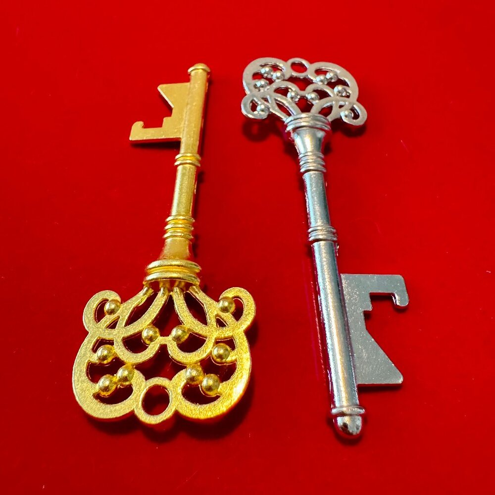 Bottle Opener Elegant Crown Key Shaped Gold or Silver Barware Bartender Pendant